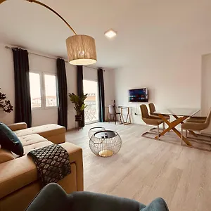 Apartment Living
